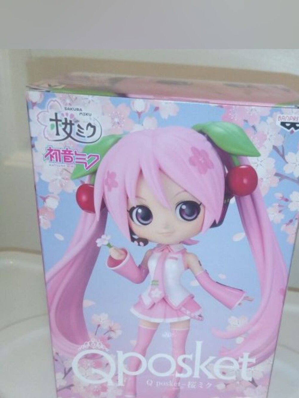 Ban Dai Qposket Sakura Pink Hatsune Miku 6" Figure